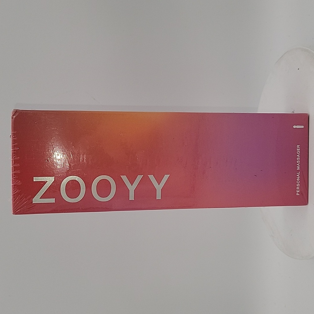 ZOOYY Personal Body Massager – Spike Black | 20 Patterns / 8 Speeds | New & Seal